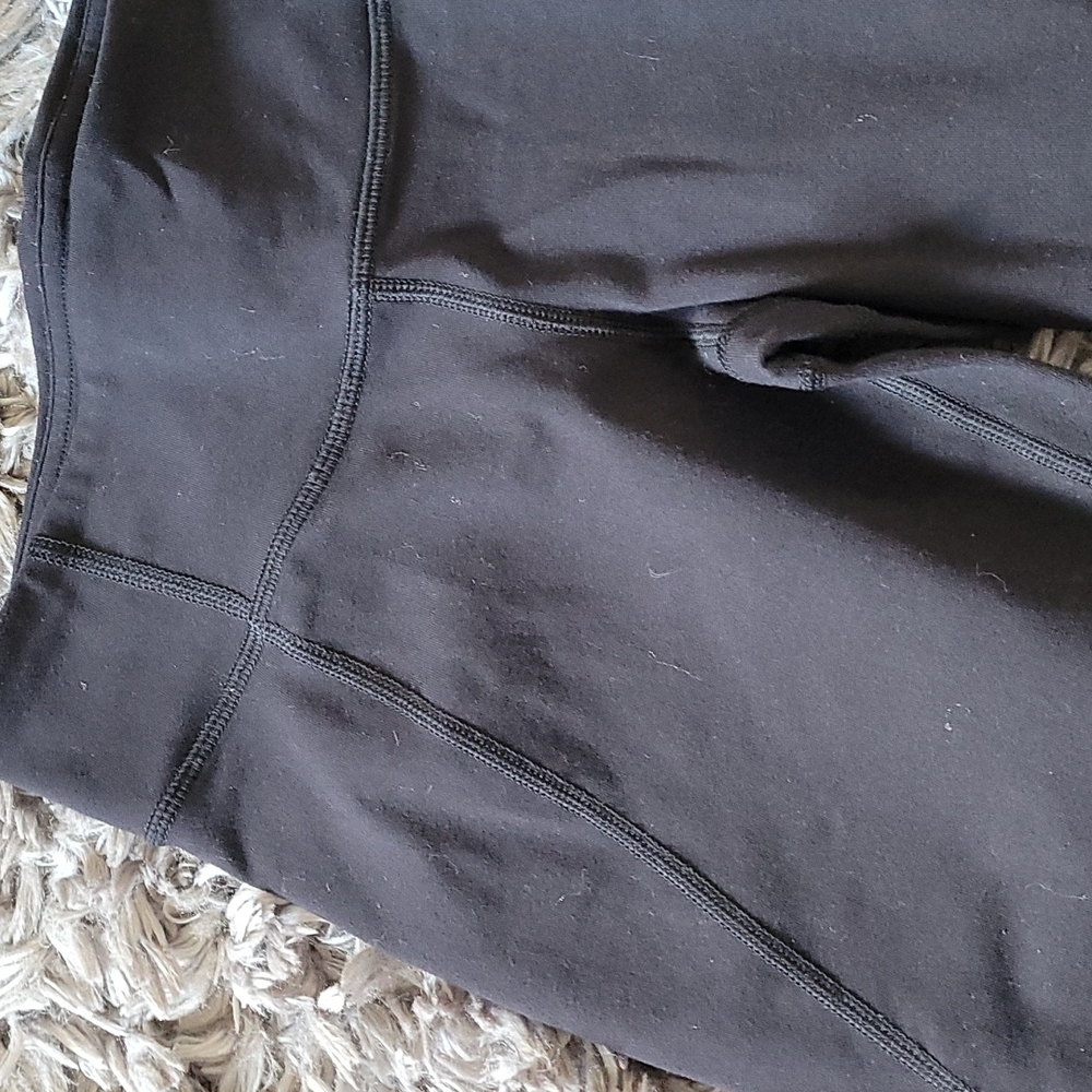 LULULEMON Split Leg Cropped Capri Pants - Picture 5 of 9